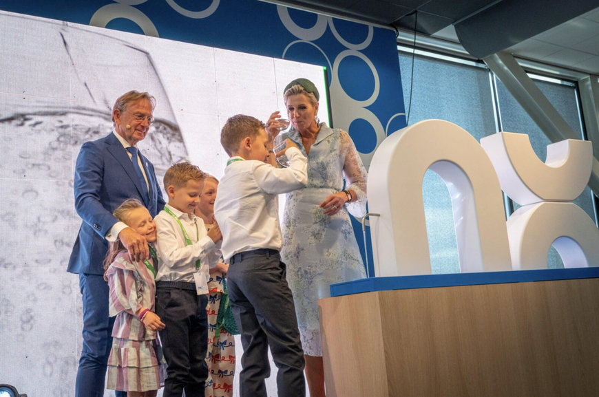 Queen Máxima opens innovative membrane factory of NX Filtration in Hengelo 